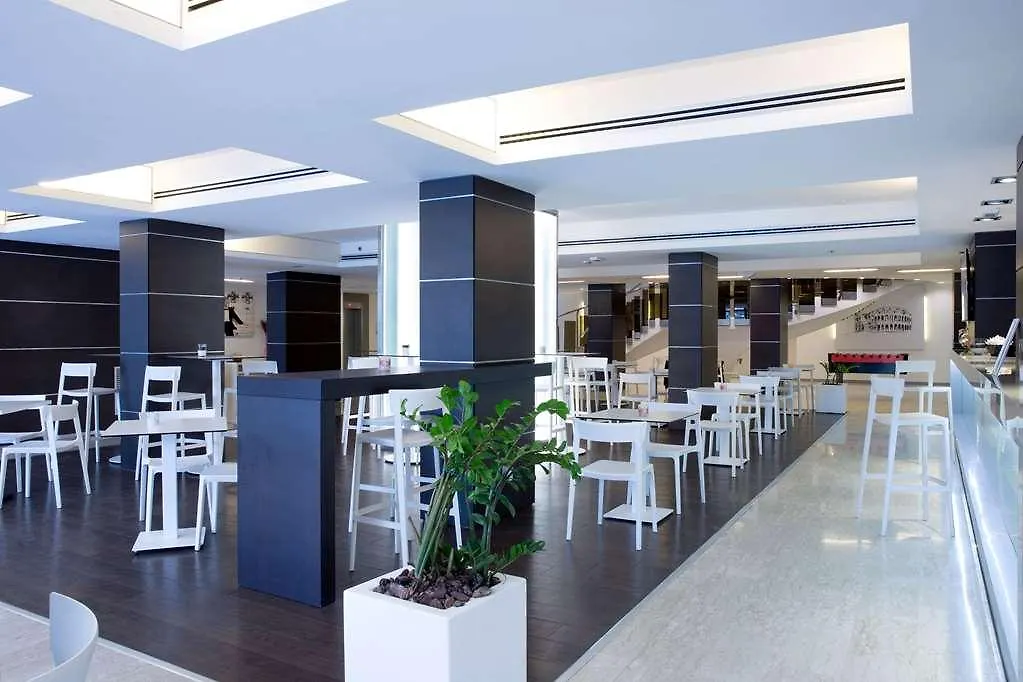 Wyndham Rome Midas