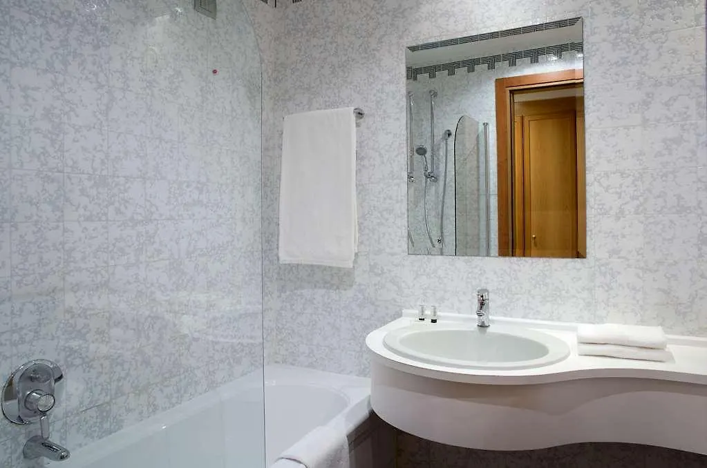 **** Hotel Wyndham Rome Midas Włochy
